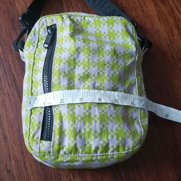 BAGGU Green Gray Houndstooth Chic Edgy Feminine Preppy Hipster Y2K Crossbody Bag - Picture 2 of 5